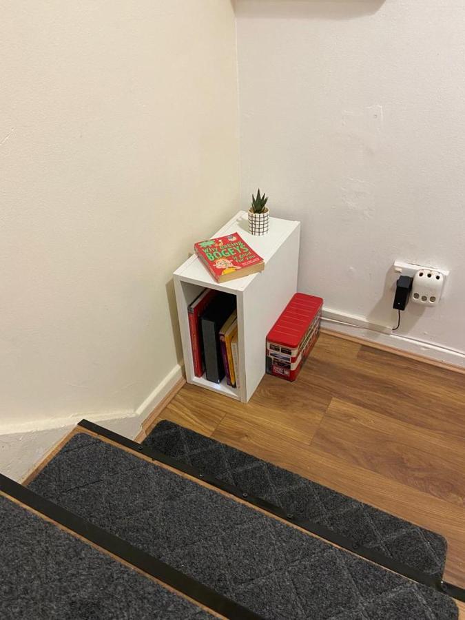 Single And Doubles Rooms Close To Central Londen Buitenkant foto